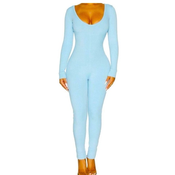 Naked Wardrobe Bodysuit set - Picture 3 of 6